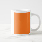 Ierse vlag wikkelt rond grote koffiekop (Rechts)