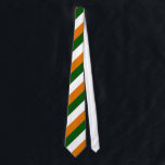 Ierse vlagkleuren in diagonale strepen stropdas<br><div class="desc">De oranje, groene en witte kleuren van de vlag van Ierland staan in diagonale strepen op dit Ierse patriottische stropdas. Dit is een geweldig stropdas voor het vieren van uw Ierse erfgoed op St. Patrick's Day, of voor het vieren van uw nationaal erfgoed op sportspelletjes. Show uw kleuren met deze...</div>