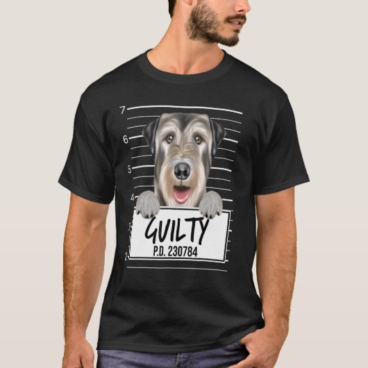 Ierse Wolfshond Mugshot Schuldig Hond T-shirt (Voorkant)