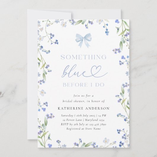 Iets blauwe bloemenbruids douche uitnodiging (Voorkant)
