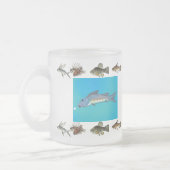 Iets is 'Fishy Personalized Frosted' Mok (Links)