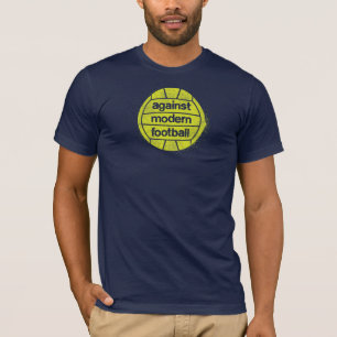 iets kleiner tegen het moderne logo van de Footbal T-shirt