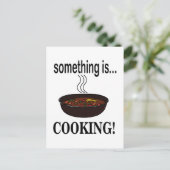Iets koken Er Kookt Iets Briefkaart (Staand voorkant)