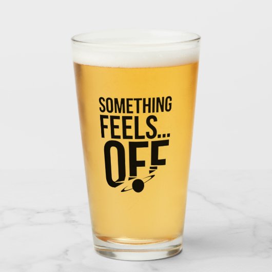 Iets voelt af - verontrustende en cryptische boods glas (Voorkant gevuld)