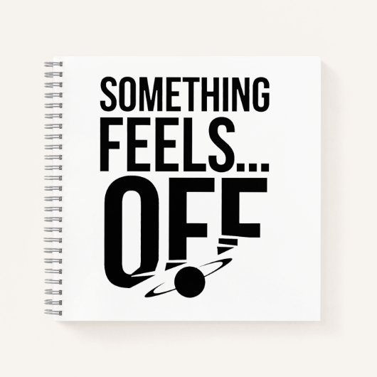 Iets voelt af - verontrustende en cryptische boods notitieboek (Voorkant)