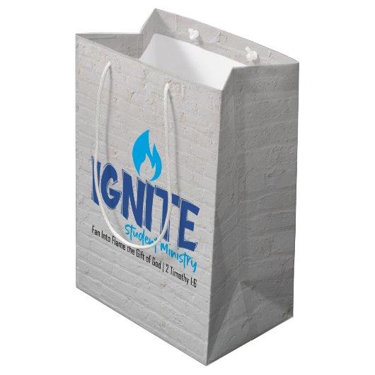 Ignite Gift Bag Medium Cadeauzakje (Achterkant Gekanteld)