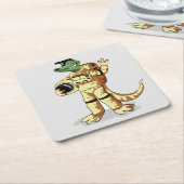 Iguanodon gekleed in een kosmonautenruimtepak. kartonnen onderzetters (Schuin)