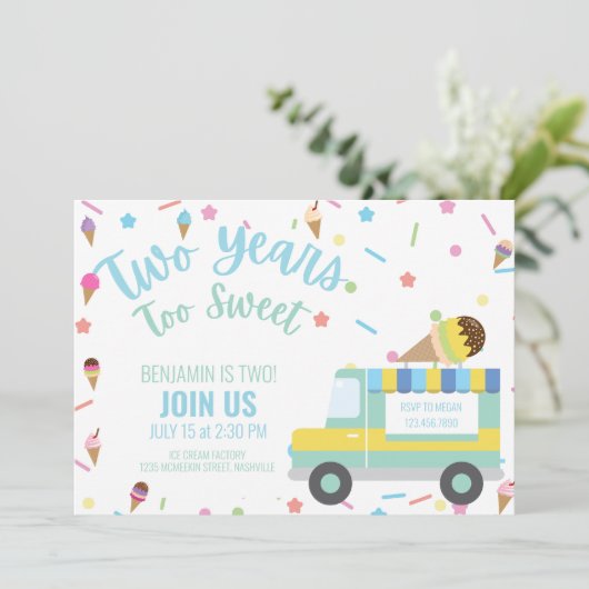 IJs 2e verjaardag broers en zussen, tweeling Kaart (Staand voorkant)