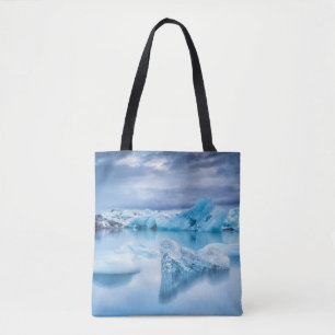 IJs en sneeuw   Jokulsarlon Lagoon, IJsland Tote Bag