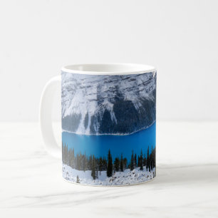 IJs en sneeuw Peyto Lake, Canadees Rockies Koffiemok