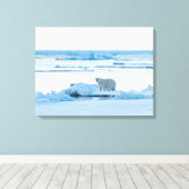 IJs en sneeuw | Polar Beer Iceberg Noorwegen Canvas Afdruk (Insitu (Houten vloer))