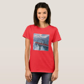 IJs en sneeuw | Red Bernina Express Train Zwitserl T-shirt (Voorkant volledig)