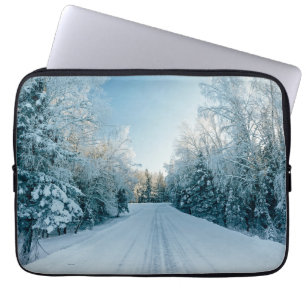IJs en sneeuw Winterweg Rusland, Siberië Laptop Sleeve