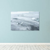 IJs en water op een strand, ijsland Canvas Afdruk (Insitu (Houten vloer))