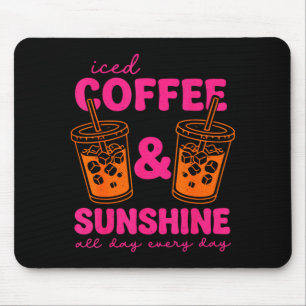 Ijs-koffie en zonneschijn elke dag zomer muismat