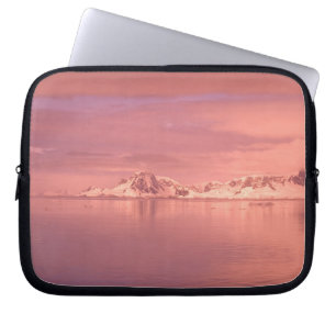 Ijs, Sneeuw, Ijsbergen in de kanalen langs de Laptop Sleeve