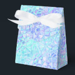 Ijsachtige iridescentie : bedankdoosjes<br><div class="desc">Waterverfstreken gefragmenteerd in geometrische kristallijnen voor een naadloze,  allesomvattende gletsjerlook in pastelverloop van lichtblauw en paars.</div>