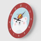 Ijsbeer in een Pet van de Propeller met Grote Klok (Hoek)