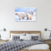Ijsbeer-moeder met welpen op pakijs van de kust canvas afdruk (Insitu (Slaapkamer))
