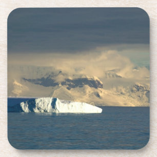 Ijsberg in het begin van de Drake Passage net Onderzetter