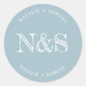 IJsblauw minimalistisch & Elegant vet Initialen We Ronde Sticker (Voorkant)