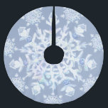 IJsblauwe sneeuwvlok Kerstboom Rok<br><div class="desc">In de winter herfsten deze ijsblauwe sneeuwvlokken op mijn denkbeeldige wereld. Ze hebben 7 takken,  zachte blauwe tinten en strass ingebed in. Voor iedereen die houdt van blauwe pastels en besneeuwde feestdagen.</div>