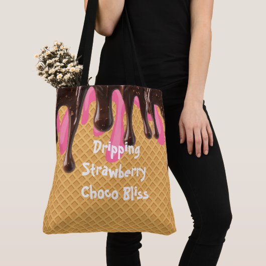 IJscrème,Druipende Aardbei Choco Bliss, Tote Bag (Dichtbij)