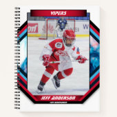 ijshockeyspeler aandenken op koele rode aangepaste notitieboek (Voorkant)