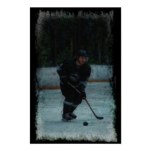IJshockeyspeler Warmt Op Perfect Poster (Voorkant)