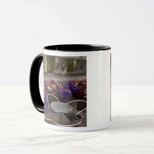 IJsland, Akureyri. Uitzicht van de hoofdactiviteit Mok (Voorkant links)