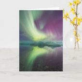 IJsland, Jokulsarlon. Aurora Lichten reflecteren Kaart (Gele Bloem)