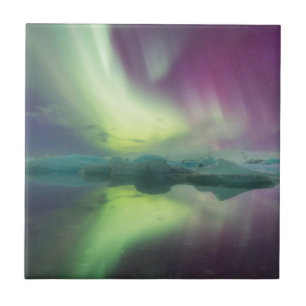 IJsland, Jokulsarlon. Weerkaatsing Aurora lichten Tegeltje