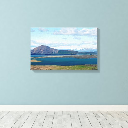 IJsland-ochtendkapje met boerderijen in een fjord Canvas Afdruk (Insitu (Houten vloer))