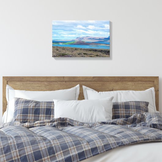 IJsland-ochtendkapje met boerderijen in een fjord Canvas Afdruk (Insitu (Slaapkamer))