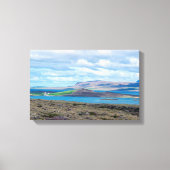 IJsland-ochtendkapje met boerderijen in een fjord Canvas Afdruk (Voorkant)