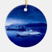 IJslands blauw landschap Keramisch Ornament (Voorkant)