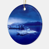 IJslands blauw landschap Keramisch Ornament (Links)