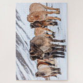 IJslandse paarden in de winterperiode nabij de Hof Legpuzzel (Verticaal)