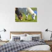 IJslandse paarden in western-IJsland. Canvas Afdruk (Insitu (Slaapkamer))