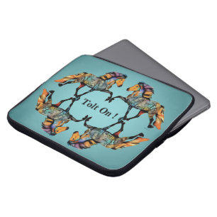 IJslandse paardenkunst ~ Tolt on!  Laptop Sleeve