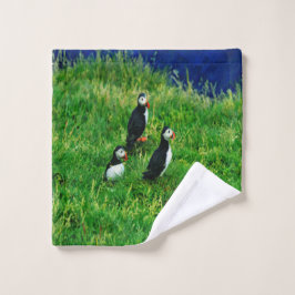 IJslandse Puffins in de zomer Washandje