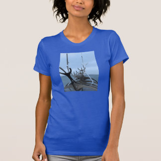 IJslandse Viking Ship Sculpture T-shirt