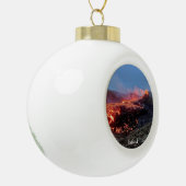 IJslandse vulkaan - keramische keramiekversiering Bal Ornament (Links)