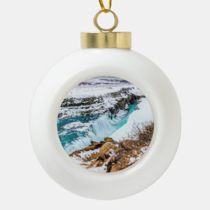 IJslandse waterval in de winter Keramische Bal Ornament