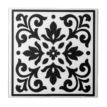 Ijzeren kantwerk zwart & wit vintage bloemmotief