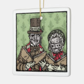 IJzeren Masker Carolers - Pop Gothic Holiday Keramisch Ornament (Links)