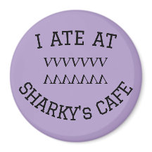 Ik at bij de cafémagneet van SHARKY