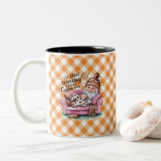 Ik begin met werken als mijn koffie werkt tweekleurige koffiemok (Met donut)
