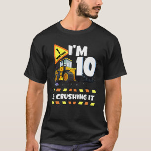 Ik ben 10 en ik druk het op de 10e bouwgraafmachin t-shirt