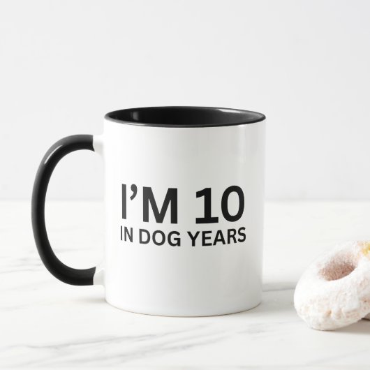 Ik ben 10 in Dog Years 70th Birthday Mok (Met donut)